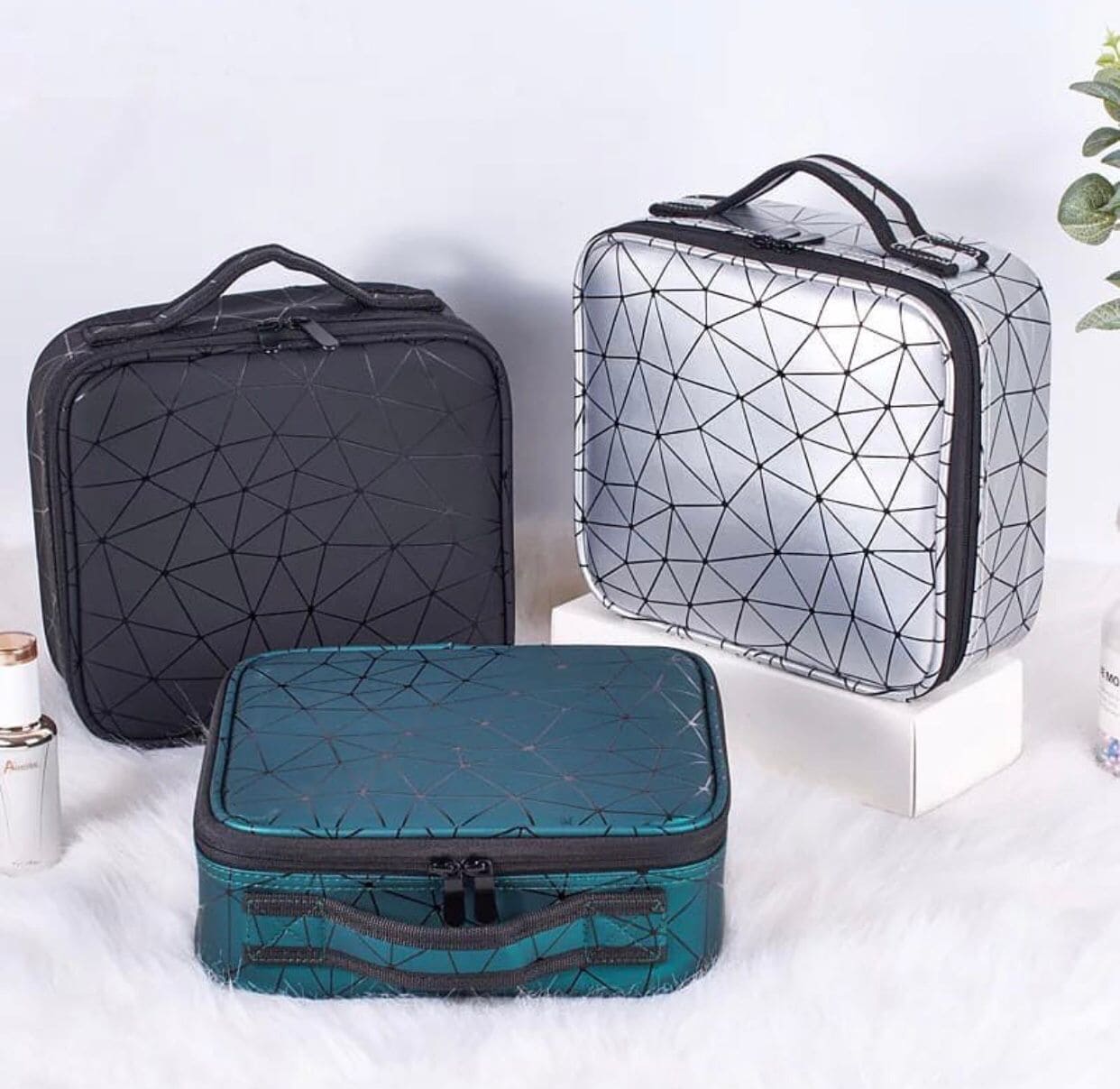 Diamond PU Travel Cosmetic Bag, Portable Cosmetic Bag With Adjustable Dividers, Makeup Brush Organizer, Makeup Suitcase For Women Diamond PU Travel Cosmetic Bag, Portable Cosmetic Bag With Adjustable Dividers, Makeup Brush Organizer, Makeup Suitcase For Women